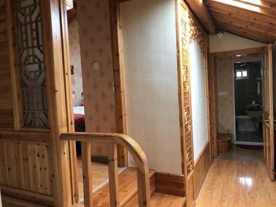 Хуаншань: Hongcun Yuetang Renjia Inn