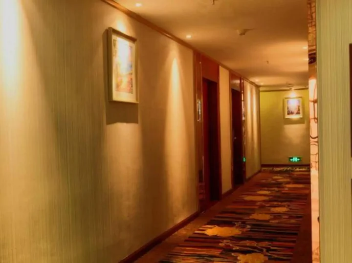 Хойчжоу: Huizhou new Rongcheng Business Hotel
