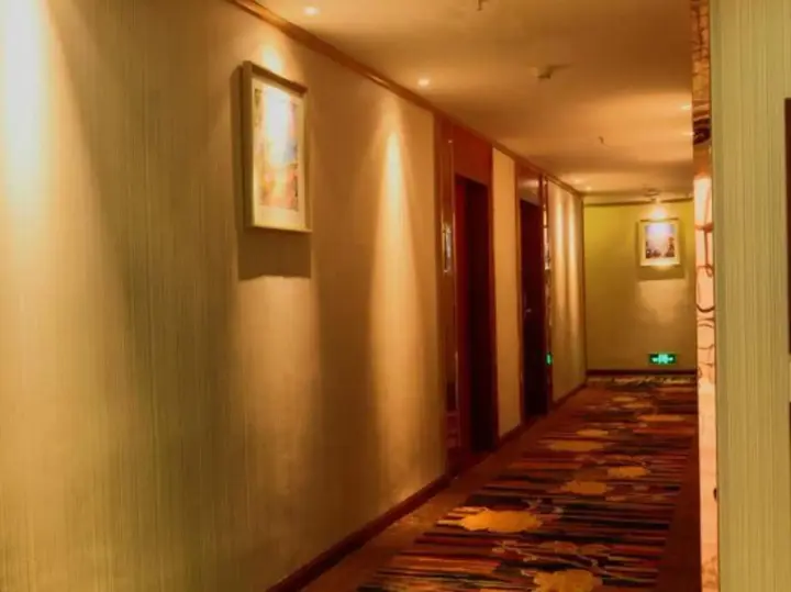 Хойчжоу: Huizhou new Rongcheng Business Hotel