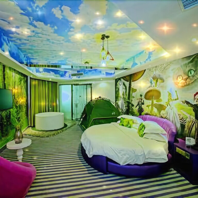 Кайфын: Sansejin Theme Hotel
