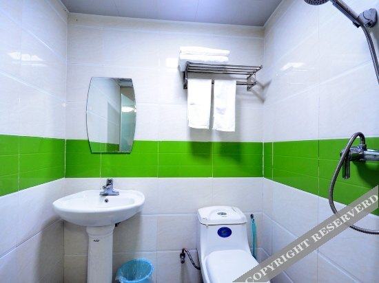 Ухань: Yucai Hotel