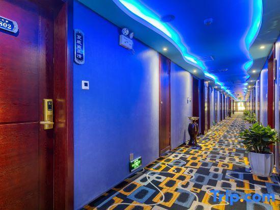 Дунъян: Magic Of Ice Dream Hotel