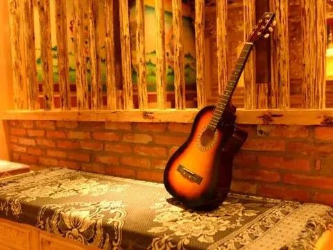 Шангри-Ла: Yuanfang Family Courtyard Inn