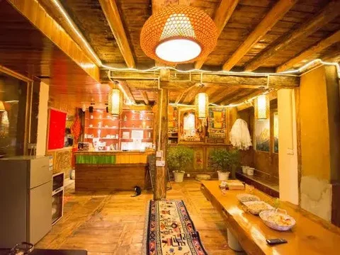 Шангри-Ла: Yuanfang Family Courtyard Inn
