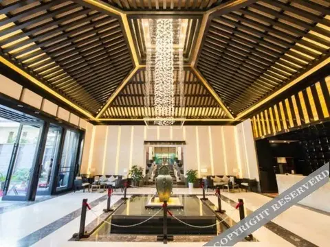 Лоян: Yihe Funiu Shanju Hot Spring Hotel