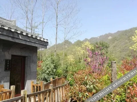 Лоян: Yihe Funiu Shanju Hot Spring  Hotel