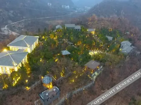 Лоян: Yihe Funiu Shanju Hot Spring Hotel