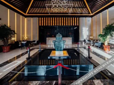 Лоян: Yihe Funiu Shanju Hot Spring Hotel