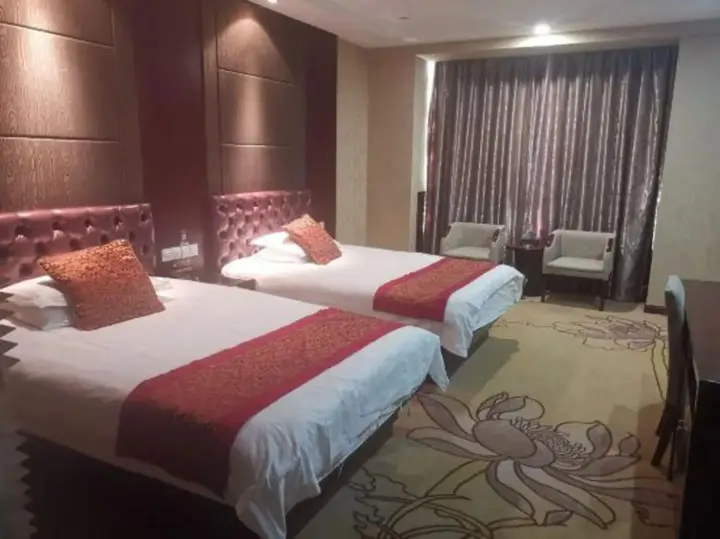 Чжоушань: Hairun Hotel