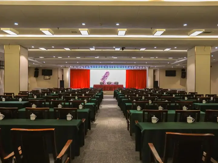 Сянтань: Lavande Hotel (Xiangtan Xiangxiang Hotel)