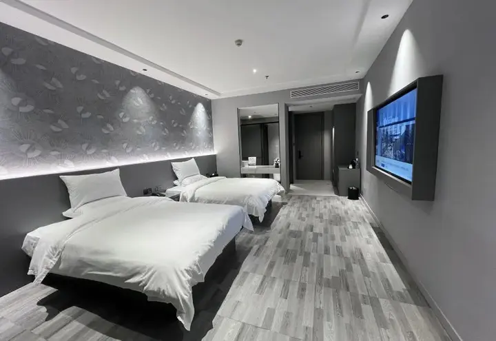 Ухань: Provence Garden Hotel (Wuhan Xinzhou Moore City)