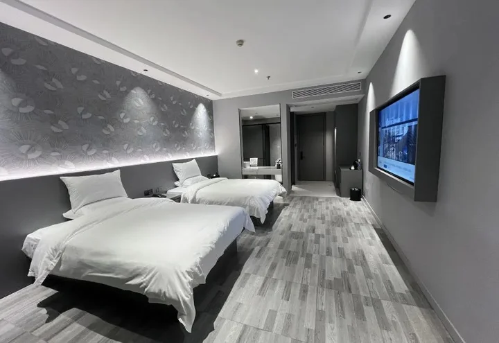 Ухань: Provence Garden Hotel (Wuhan Xinzhou Moore City)