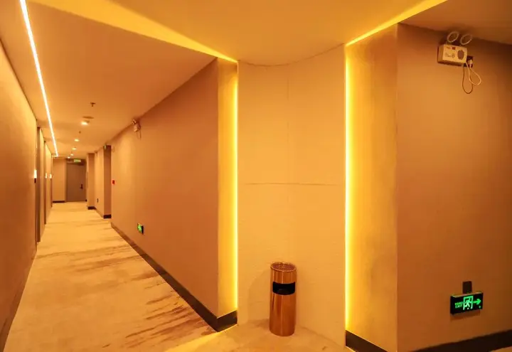 Ухань: Provence Garden Hotel (Wuhan Xinzhou Moore City)