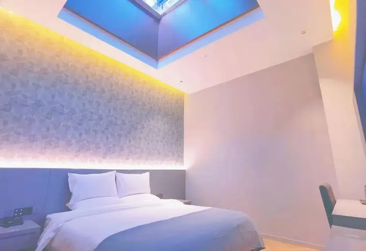 Ухань: Provence Garden Hotel (Wuhan Xinzhou Moore City)
