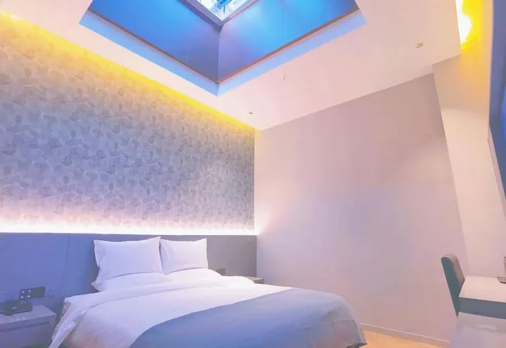 Ухань: Provence Garden Hotel (Wuhan Xinzhou Moore City)