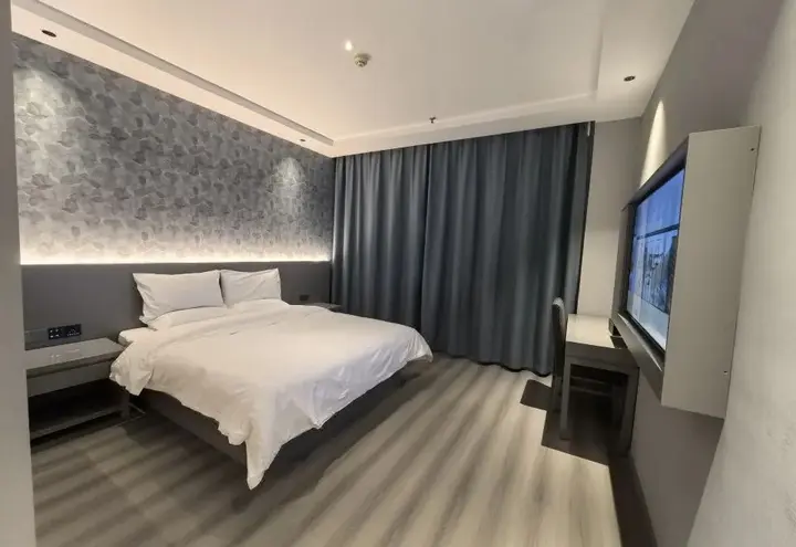 Ухань: Provence Garden Hotel (Wuhan Xinzhou Moore City)