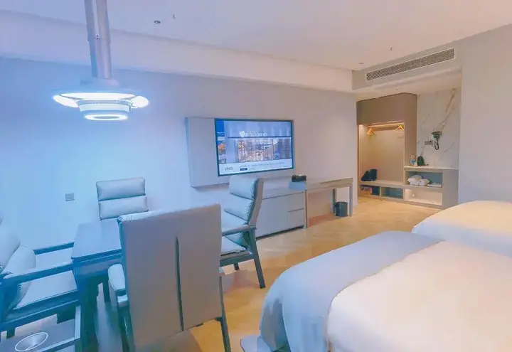 Ухань: Provence Garden Hotel (Wuhan Xinzhou Moore City)