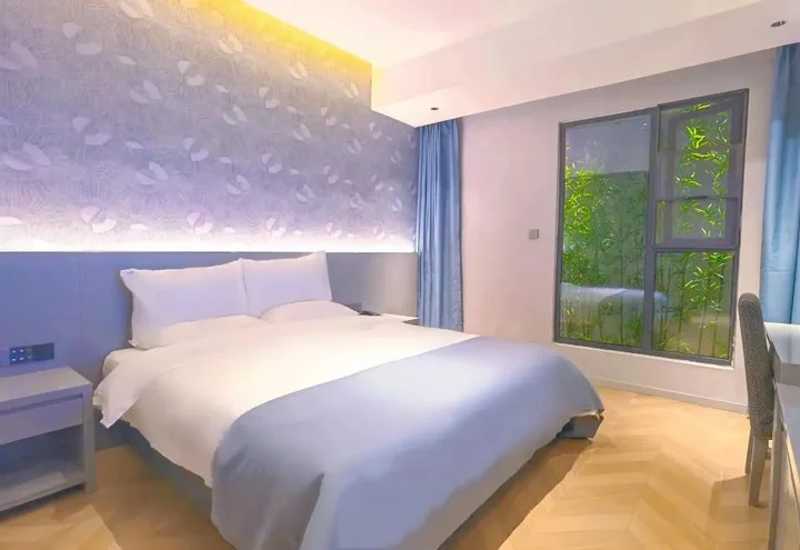 Ухань: Provence Garden Hotel (Wuhan Xinzhou Moore City)
