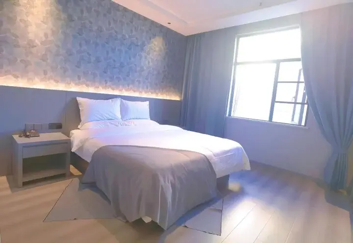Ухань: Provence Garden Hotel (Wuhan Xinzhou Moore City)