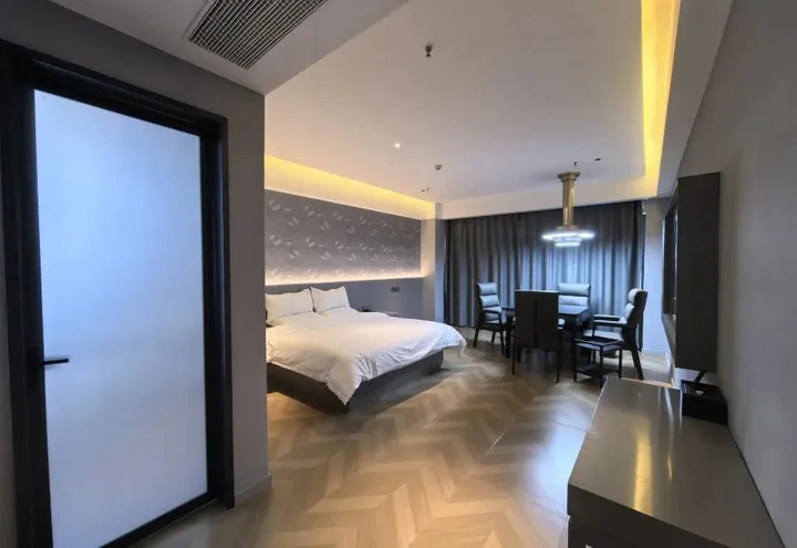 Ухань: Provence Garden Hotel (Wuhan Xinzhou Moore City)