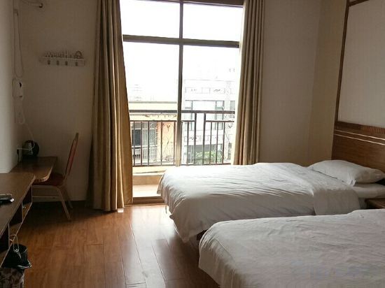 Бэйхай: Towo Topping Hotel