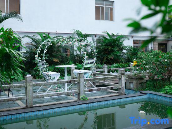 Чжаоцин: Dinghushan Hotel