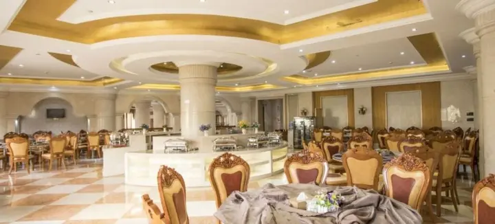 Цюйцзин: Rui Zhi Hotel