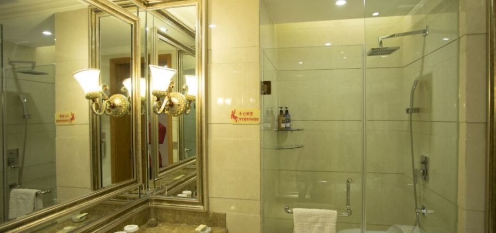 Цюйцзин: Rui Zhi Hotel