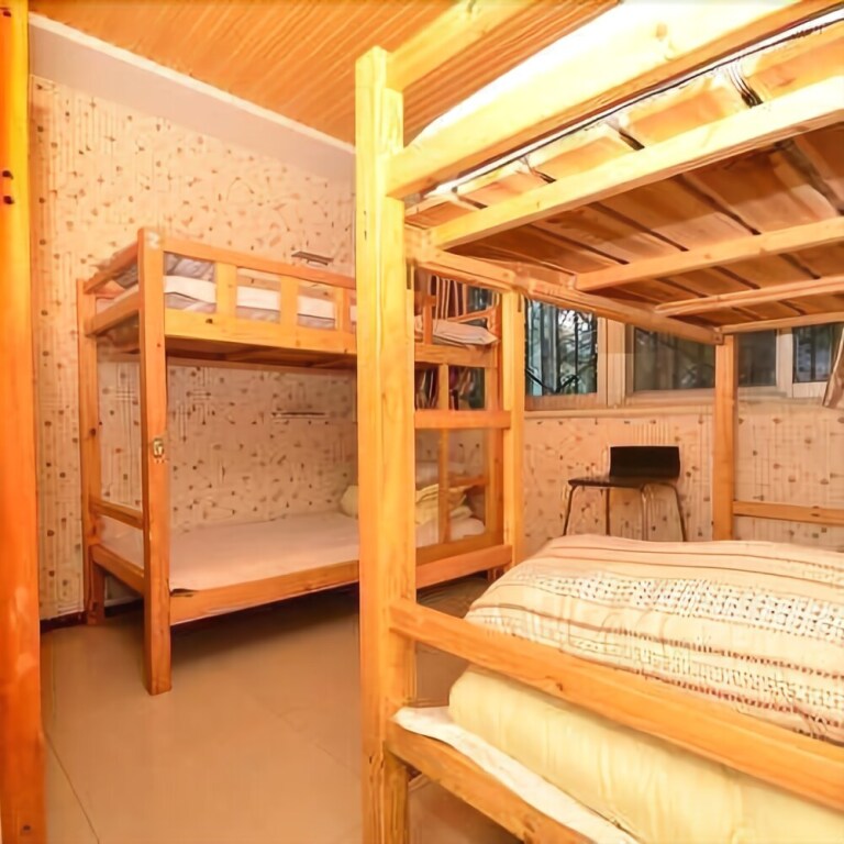Ухань: Wuhan East Lake Impression Youth Hostel
