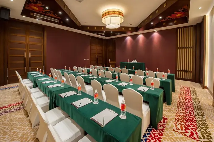 Чунцин: St.Potala Hotel