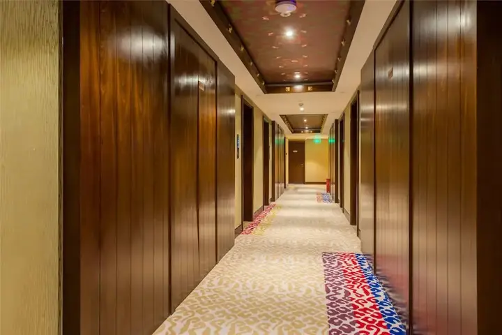 Чунцин: St.Potala Hotel