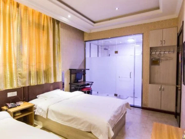 Муданьцзян: Holiday Yizhan Express Motel