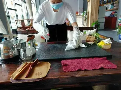 Шаогуань: Heyuange Inn Danxia Mountain