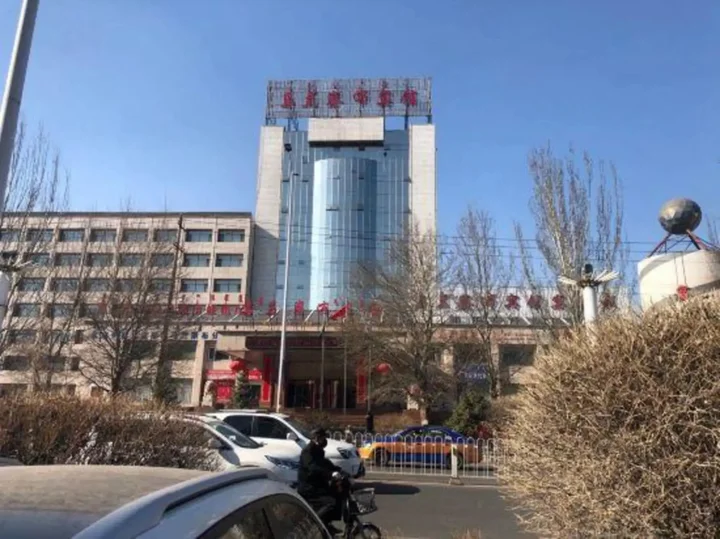 Цюаньшань: Wu Lan Cha Bu Hotel