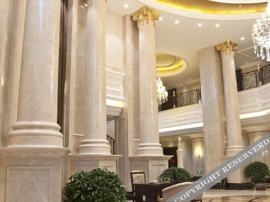 Инкоу: Huajun Hot Spring Holiday Hotel