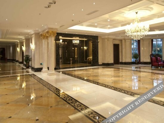 Инкоу: Huajun Hot Spring Holiday Hotel