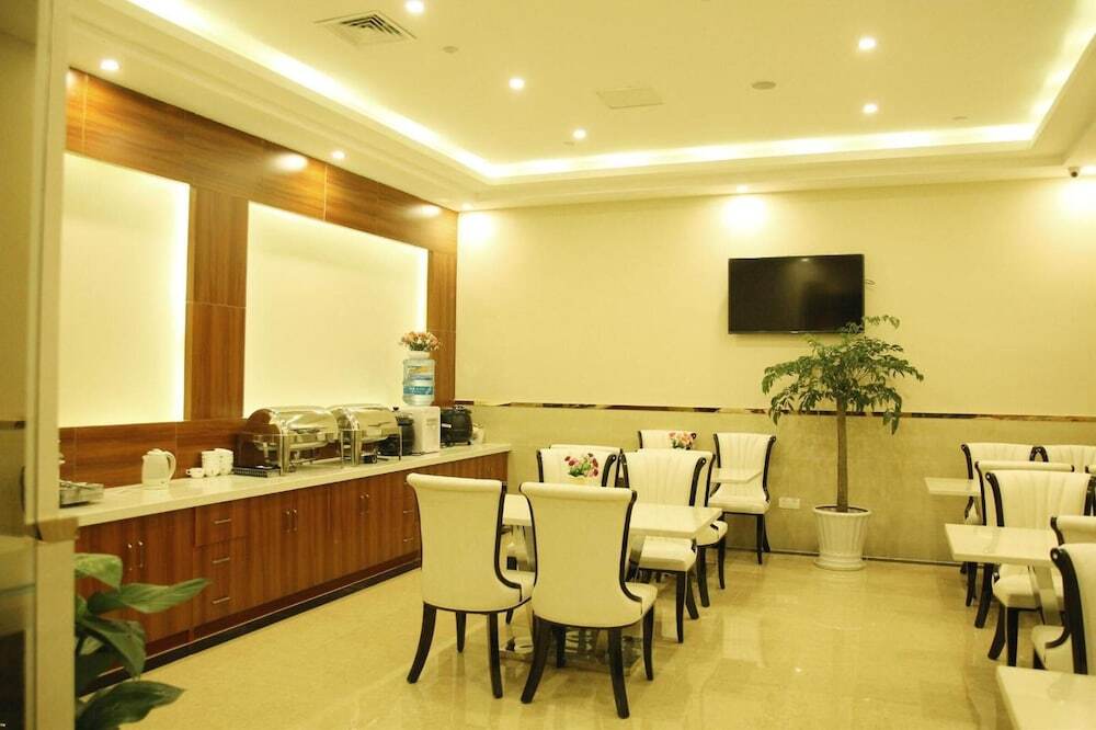 Наньтун: Green Tree Inn Suzhou Kunshan Yangcheng Lake Bacheng Town North Hubin Road
