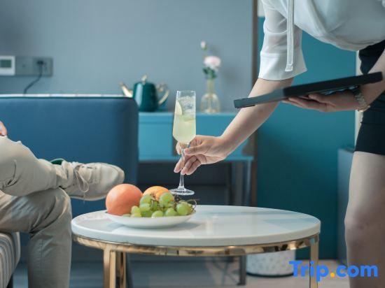 Наньтун: EZZI Hotel (Nantong Haohe Scenic Area Haierxiang Subway Station)