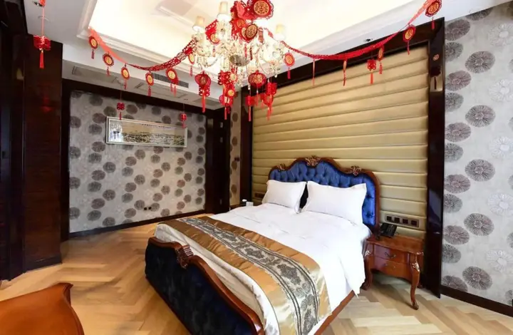 Цзиньчжун: Licheng Ruixuan Hotel (Lingshi Xinjian East Street)