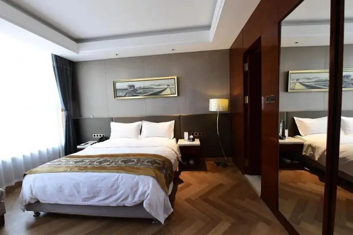 Цзиньчжун: Licheng Ruixuan Hotel (Lingshi Xinjian East Street)