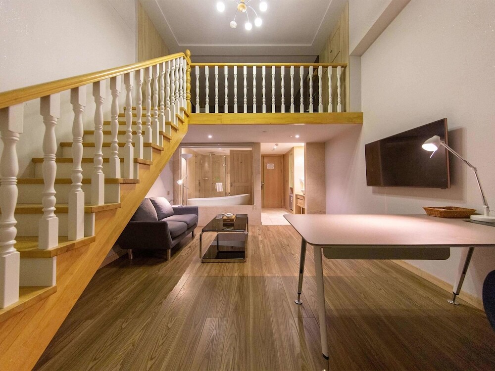 Наньтун: IBIS Styles NT Shimao Plz.