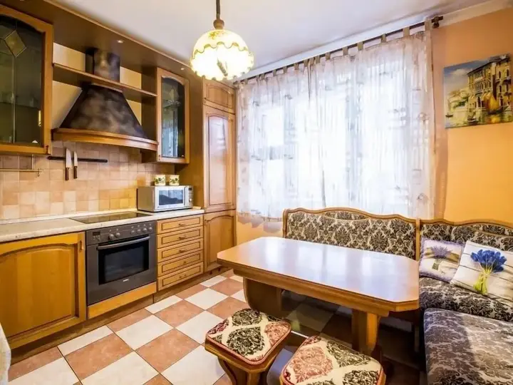 Москва: Апартаменты, ул. Островитянова, 11