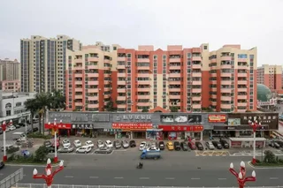 Дунгуань: 维也纳酒店(东莞大朗店)