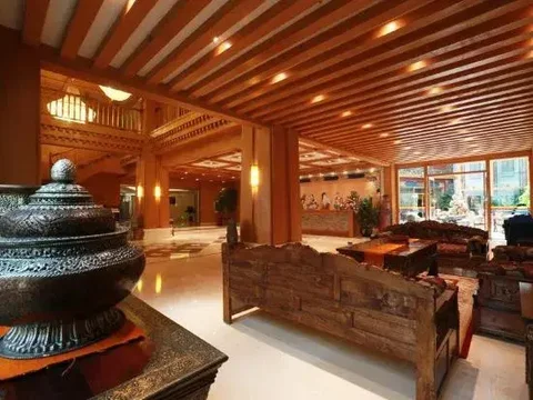 Шангри-Ла: Balagezong Tibetan Ecological Hotel