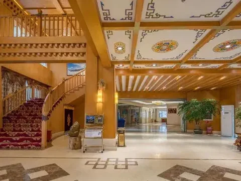 Шангри-Ла: Balagezong Tibetan Ecological Hotel