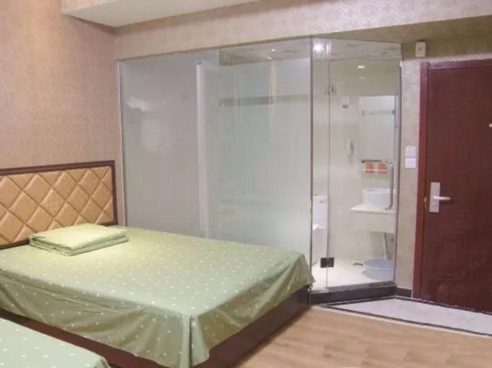 Цзинин: Boya Business Hotel
