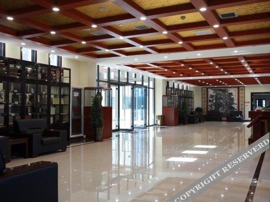 Цзинин: Political Moral Education Training Center