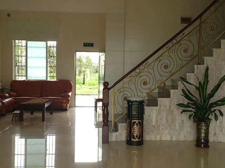 Бэйхай: Riyuehe Hostel