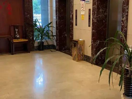 Наньнин: Nanning Zhaohe Hotel