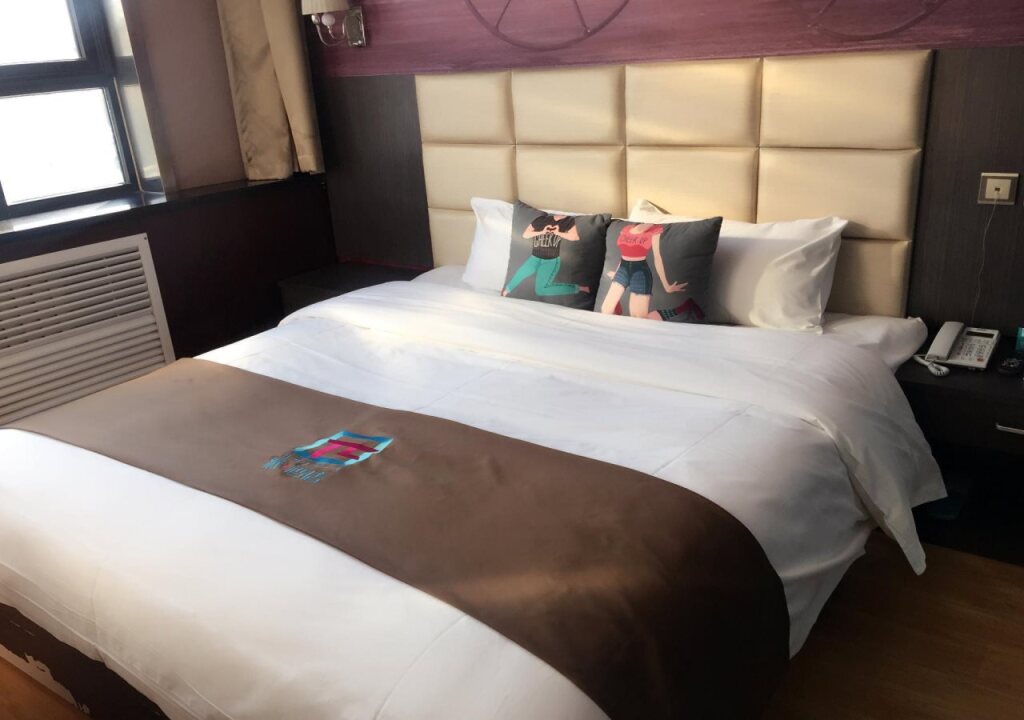 Кайфын: Pai Hotel Kaifeng Henan Univeristy Aquarium
